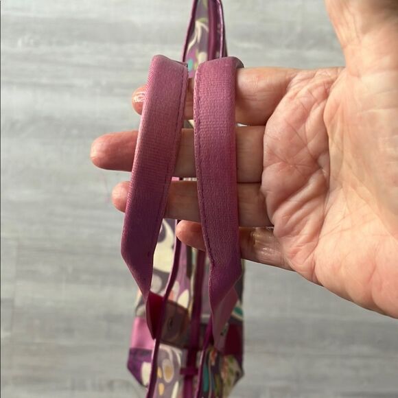 Vera Bradley Plum Crazy Purple and Multicolor Mesh Beach Floral Tote - Picture 5 of 7